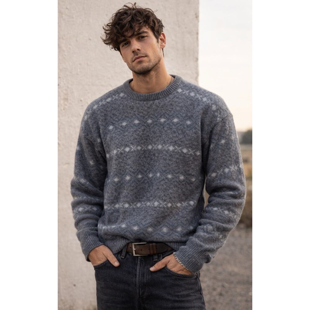 Vtg Old Money Preppy Nordic 100% Shetland Wool Fair Isle Crewneck Sweater Medium